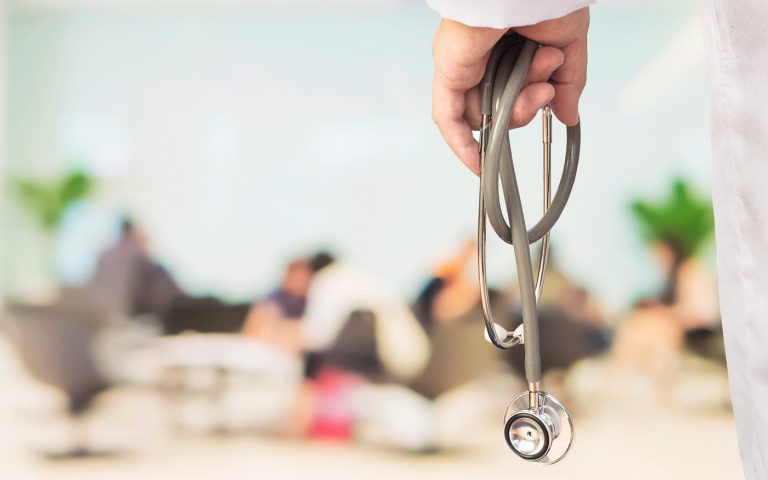 orvosi-rendelo_nincs-csuszas_dh_freepik_jcomp_20200331