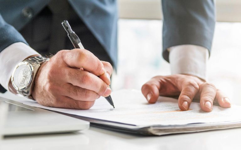 kepviselo-testulet_spec_egyszemelyi_freepik_20200402