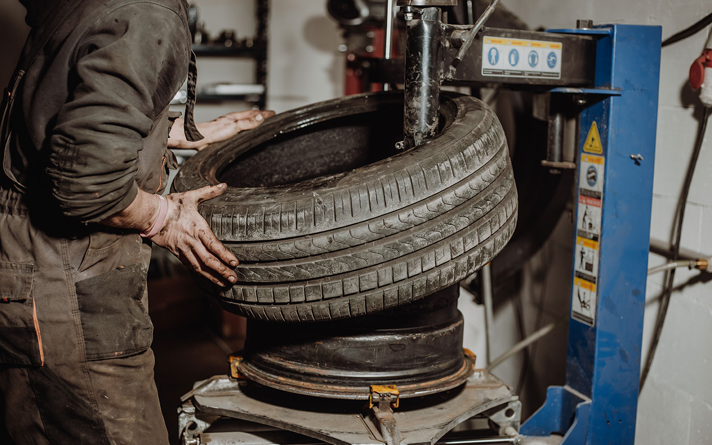 gumi_muhely_nav-traffipax_freepik_pholigo_20201103