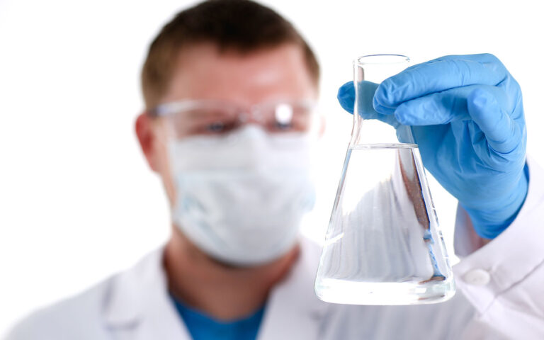 szennyviztisztito_meres_freepik_kuprevic_20201104