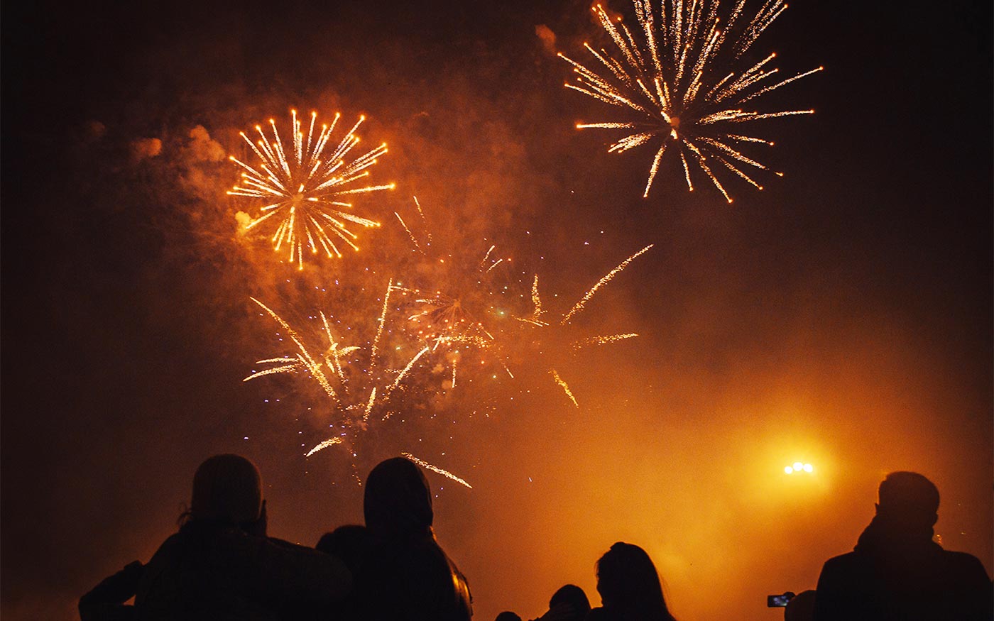 tuzijatek-elmarad-2020_freepik_etonastenka_20201228