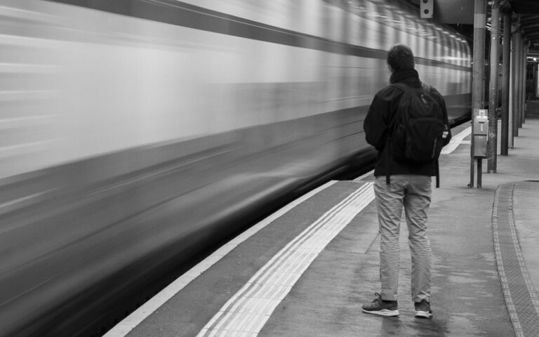 bkk_ejszakai_freepik_wirestock_20210204