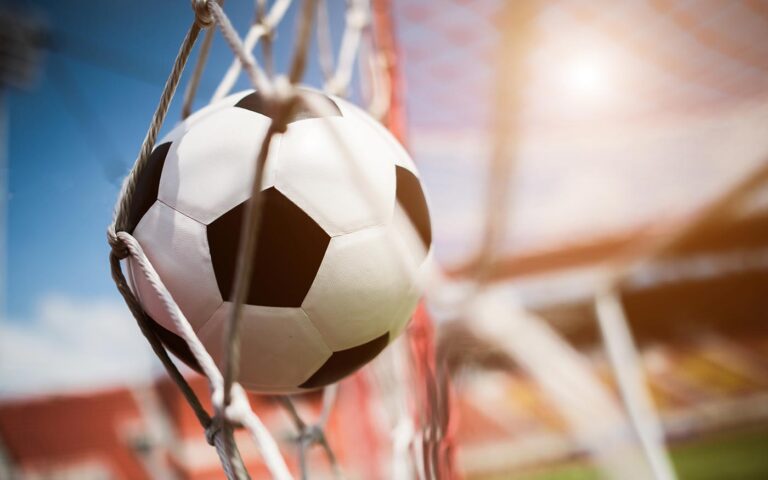 dmtk-tokol_4-0_freepik_jcomp_20210321