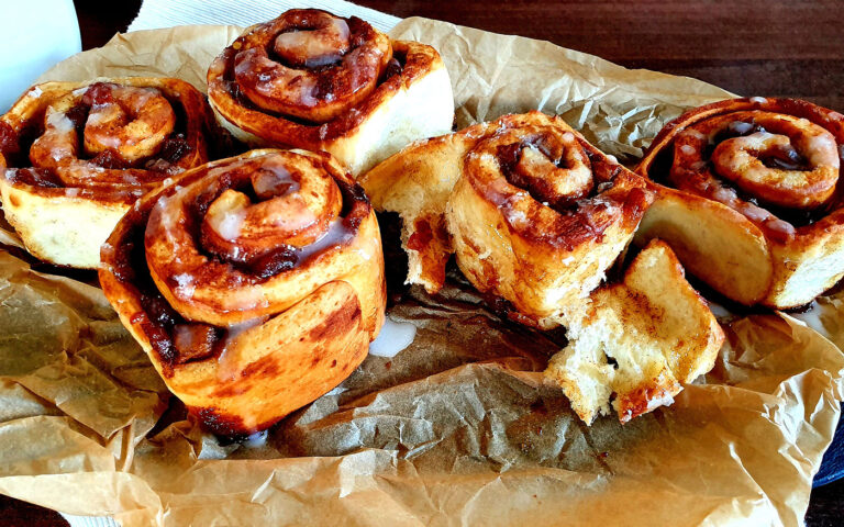 vasarnapi-suti_amerikai-almas_fahejas-tekercs2_gal-timea_20210307