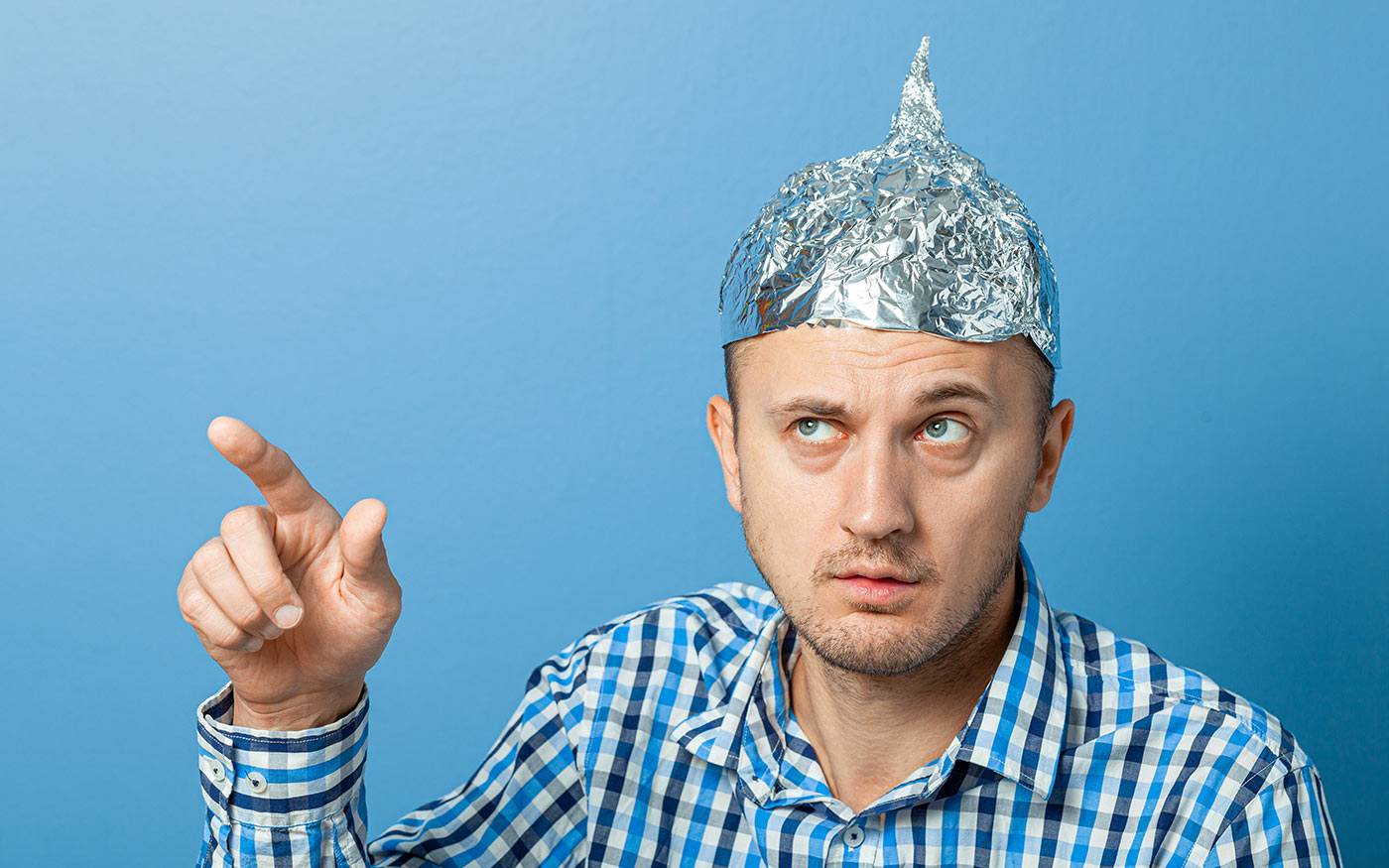 agyhullam.freepik.210610