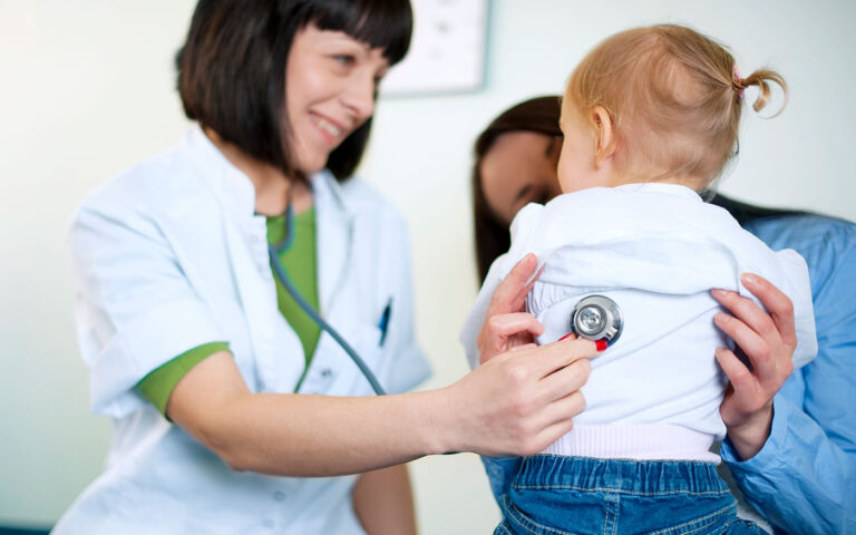 gyermekorvos_freepik_gpstudio_20210820