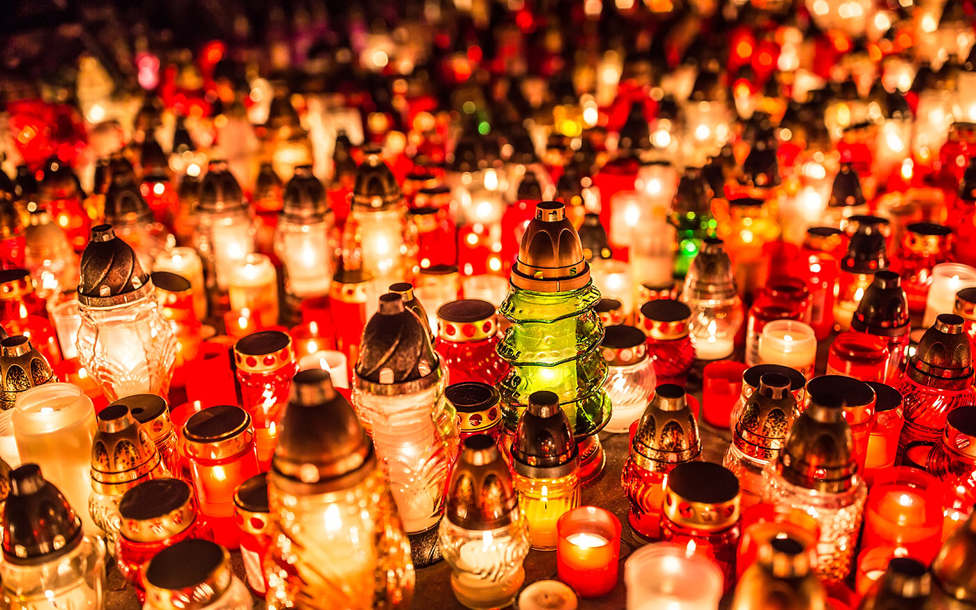 halottaknapja_freepik_weyo_211101