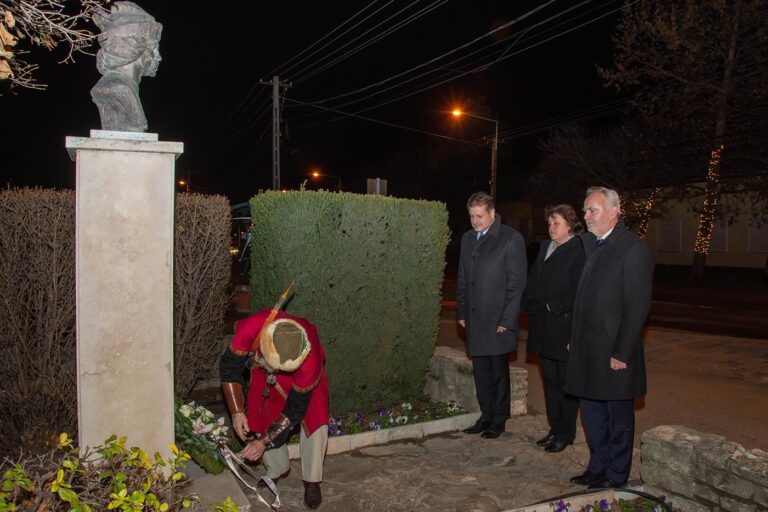 taksony-napja-01_panczel-karoly-facebook_20211130