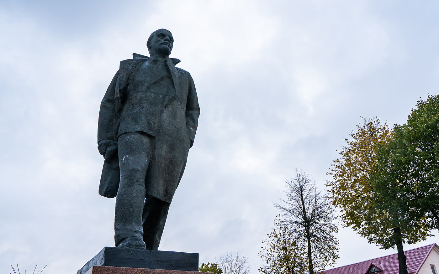 kommunista_freepik_shai_halud_220225