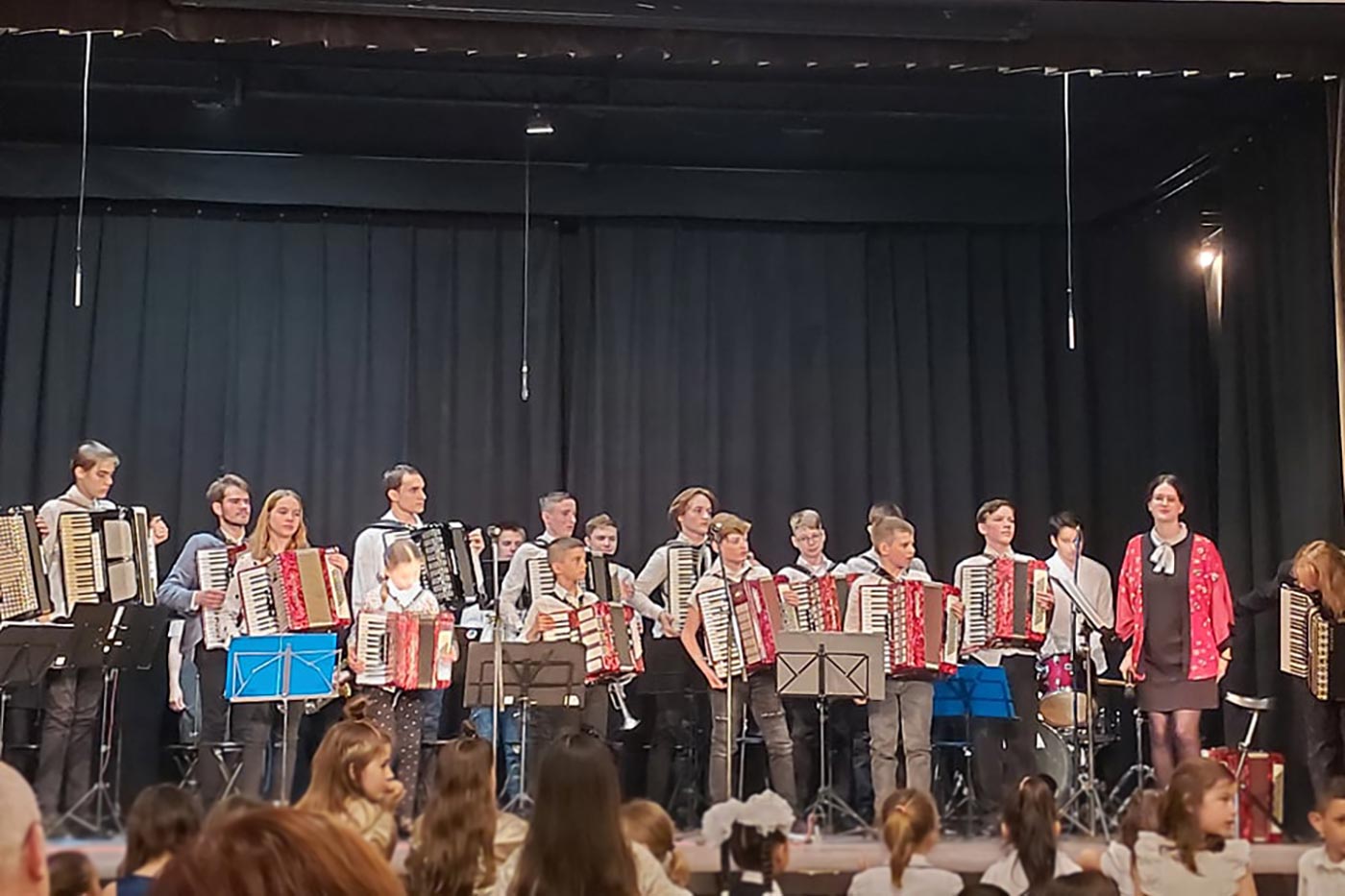 rakoczi-suli-tamogatoi-est_olvasoi-kep_20220422