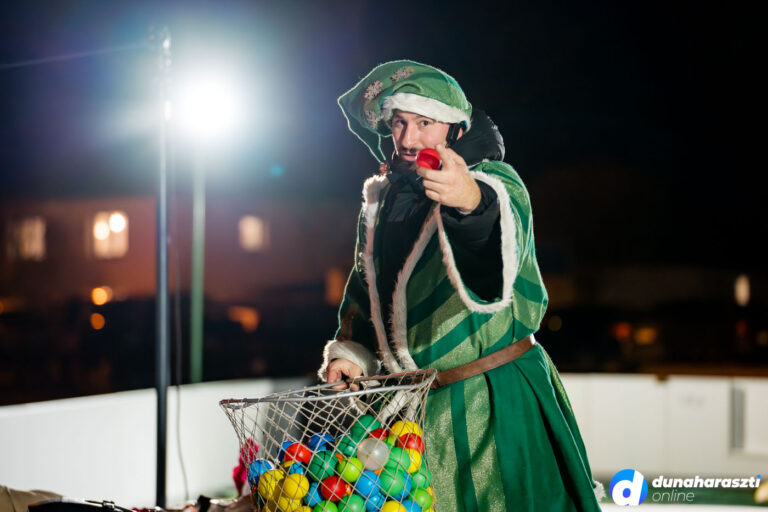 Jack Spenót farsangi program a koripályán, fotó: dho