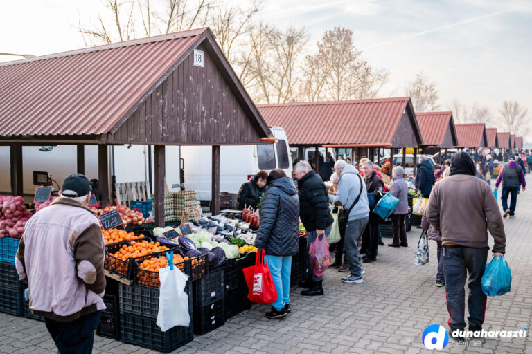 Egy piaci nap, fotó: dho