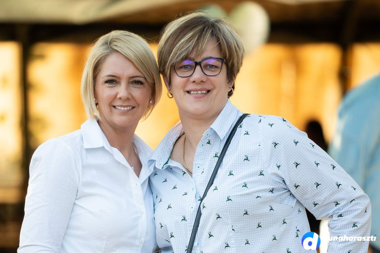 magdi-anita-baratsag-dho-vendegfoszerkeszto