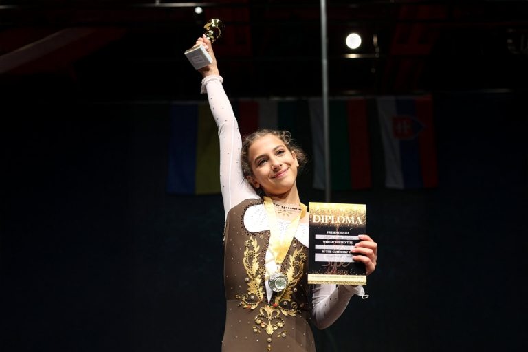 bibi-muller-luca-biborka_20251022