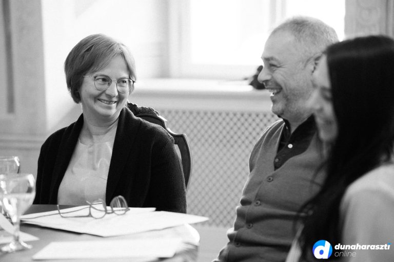 Verskerekasztal a Laffert Kúria szervezésében, fotó: dho